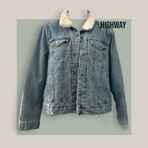 Highway Image Jean Jacket Blue Denim Distressed Sherpa lined Trucker SZ M